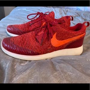 Women’s Nike Roshe One Flyknit Sneaker